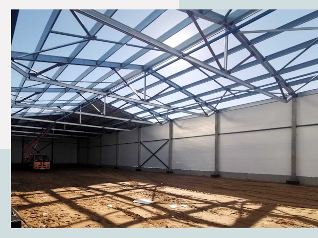 Строительство сенохранилищ в Ефремах