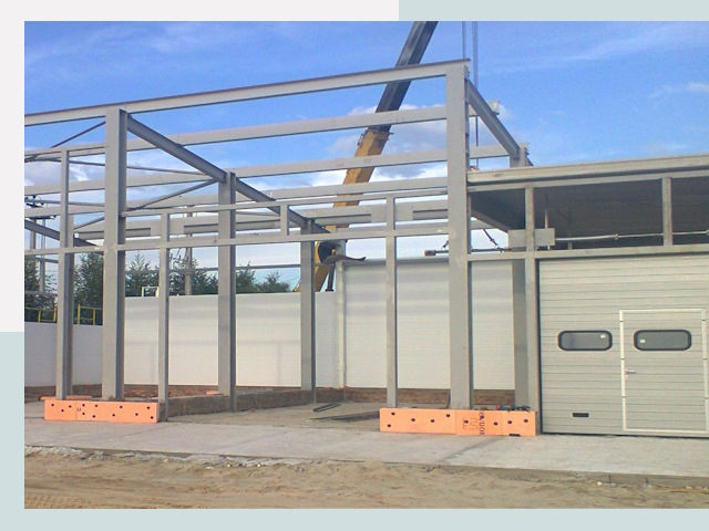 Строительство автосервисов от СтальСтрой-Фрм по цене 615 руб.